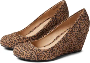 Chinese Laundry Women's Nima Wedge Pump
