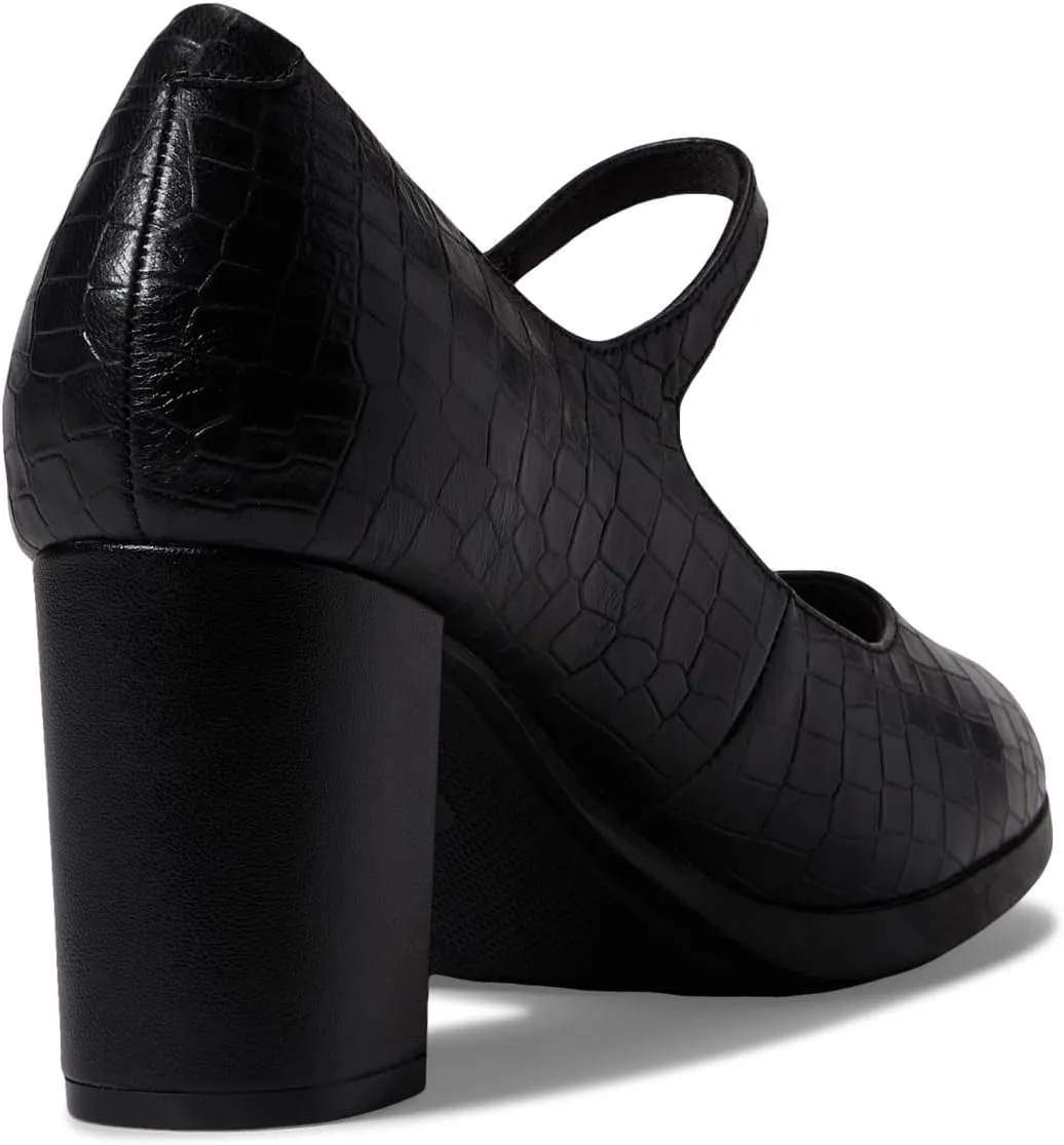 Clarks Women's Bayla Nora Pump