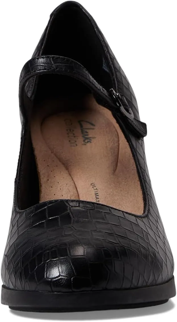 Clarks Women's Bayla Nora Pump