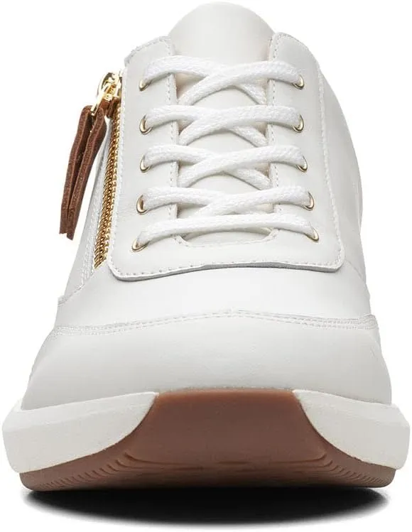 Clarks Women's Low-top Sneakers