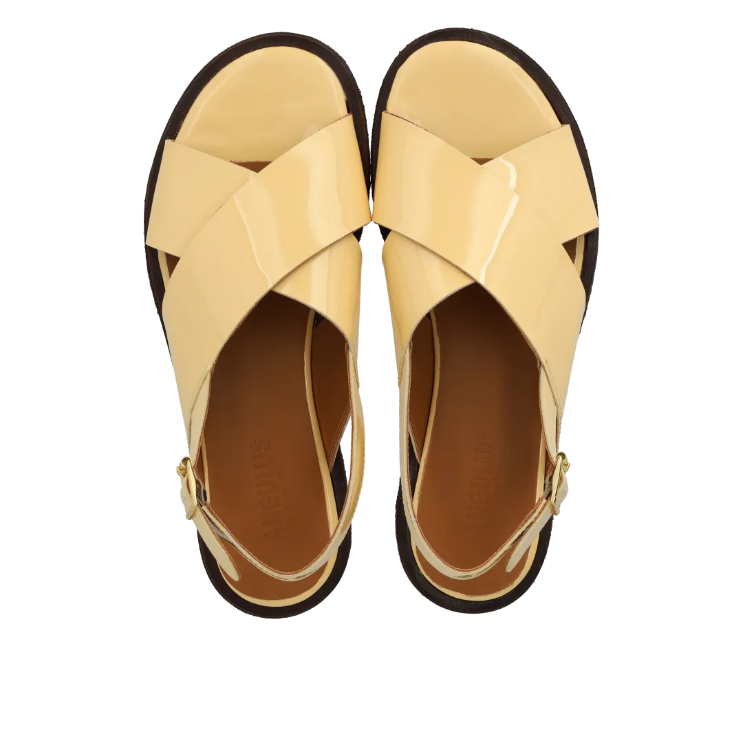 Classic cross sandal