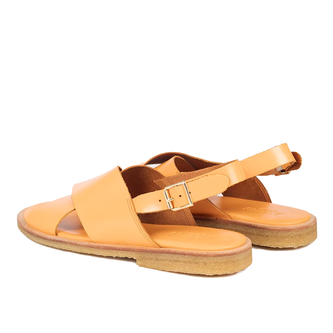 Classic cross sandal