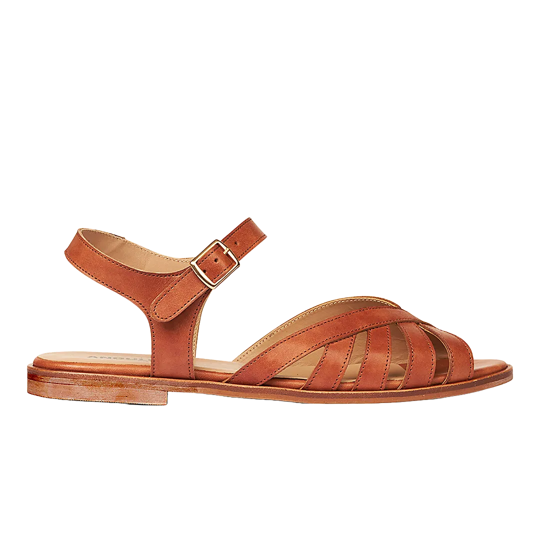 Classic strappy sandal