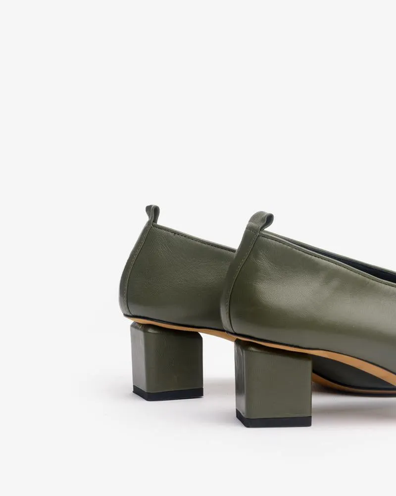 Classica Shoe in Verde Oliva