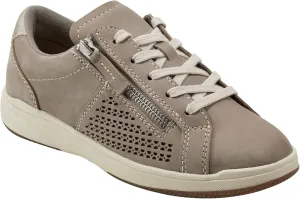 Earth® Women's Netta Casual Sneaker, Silver 040, 7.5 W