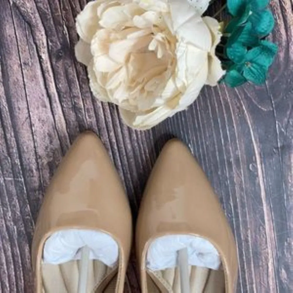 EASY STREET Pointe Nude Pumps 7W