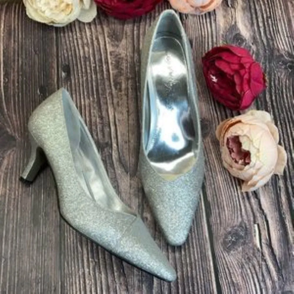 Easy Street Silver Glitter Chiffon Pumps 8M