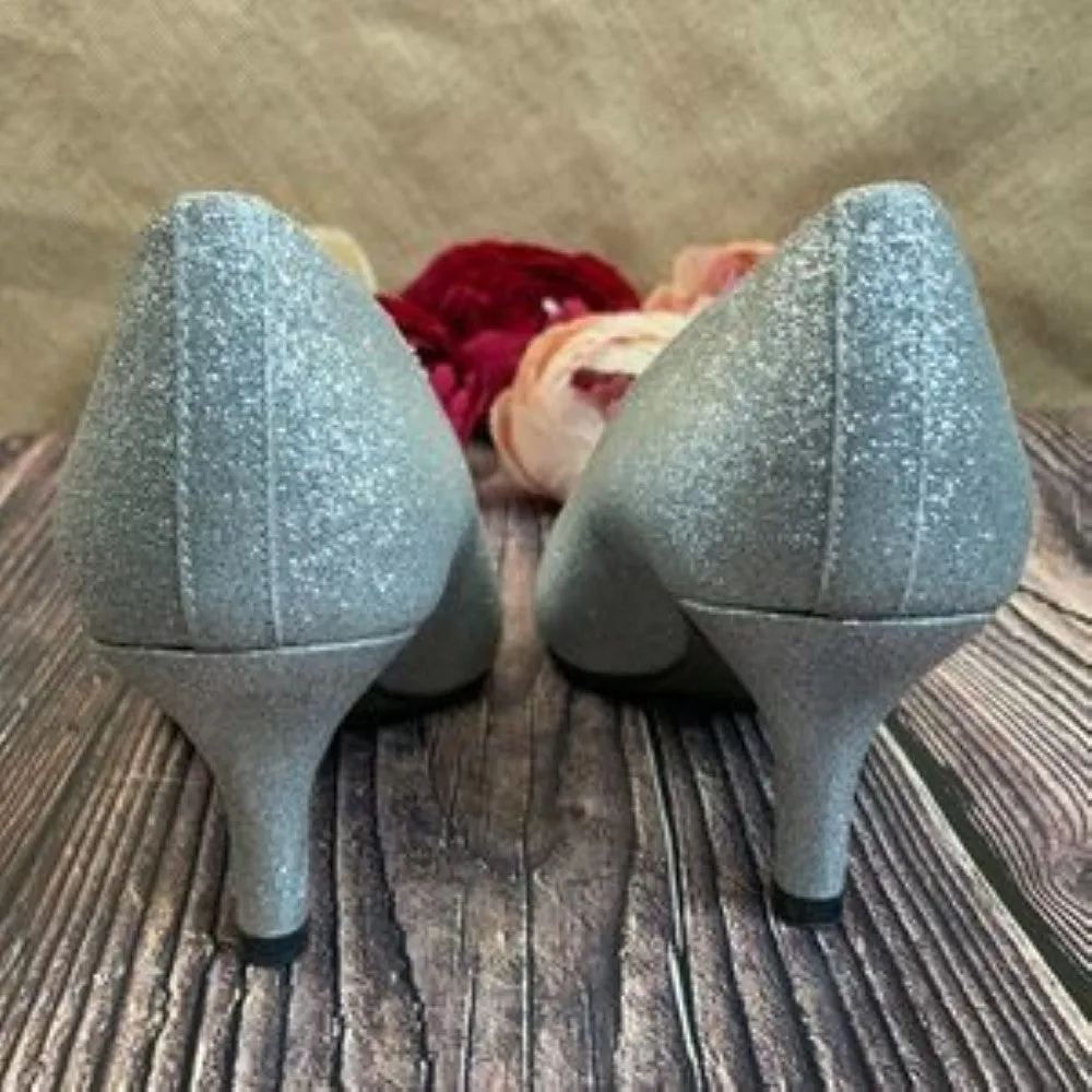 Easy Street Silver Glitter Chiffon Pumps 8M
