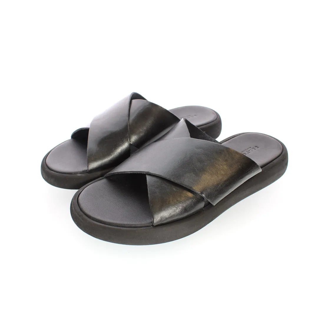 FINN BLACK PLATFORM