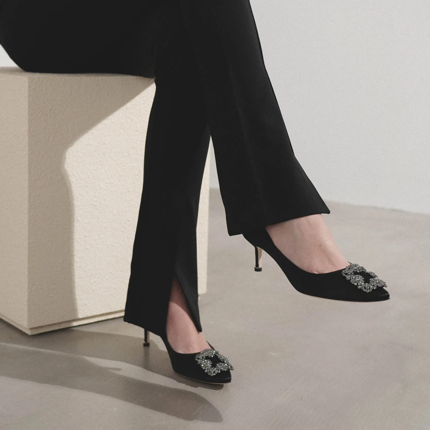 Hangisi 50 black satin pump
