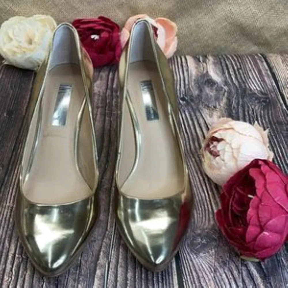 INC Gold Zitah Pointed Toe Pumps 8W