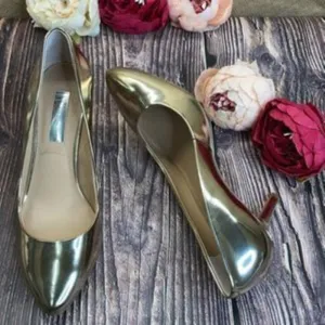 INC Gold Zitah Pointed Toe Pumps 8W