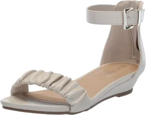 Kenneth Cole REACTION Women's GREATLY Thong Platform, Ecru, 6