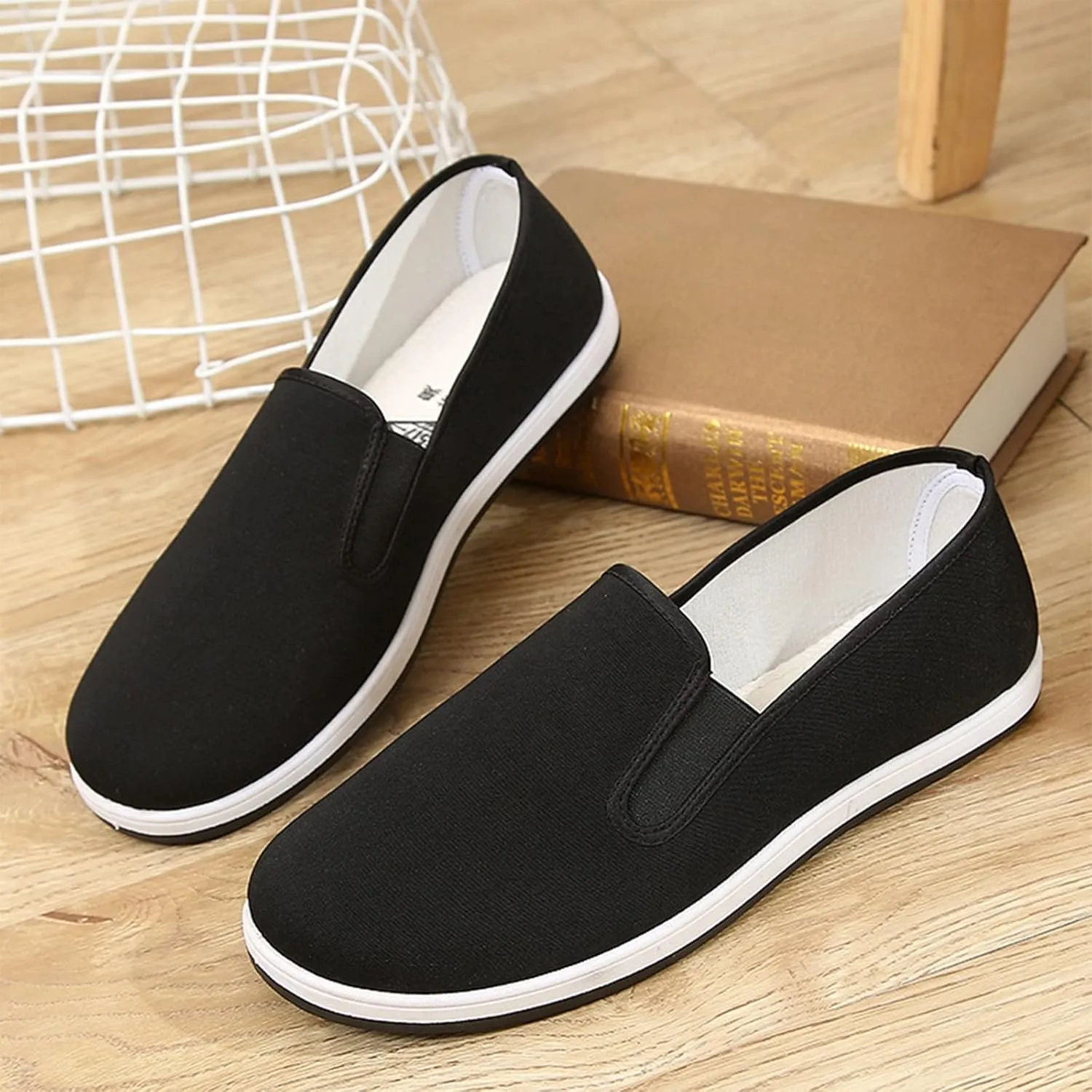 Light and Breathable Martial Arts Footwear, Men Chinese Traditional Old Beijing Kung Fu Style Canvas Kung Fu Slip-On Shoes, Comfortable Rubber Sole Breathable Non-Slip and Wear-Resistant