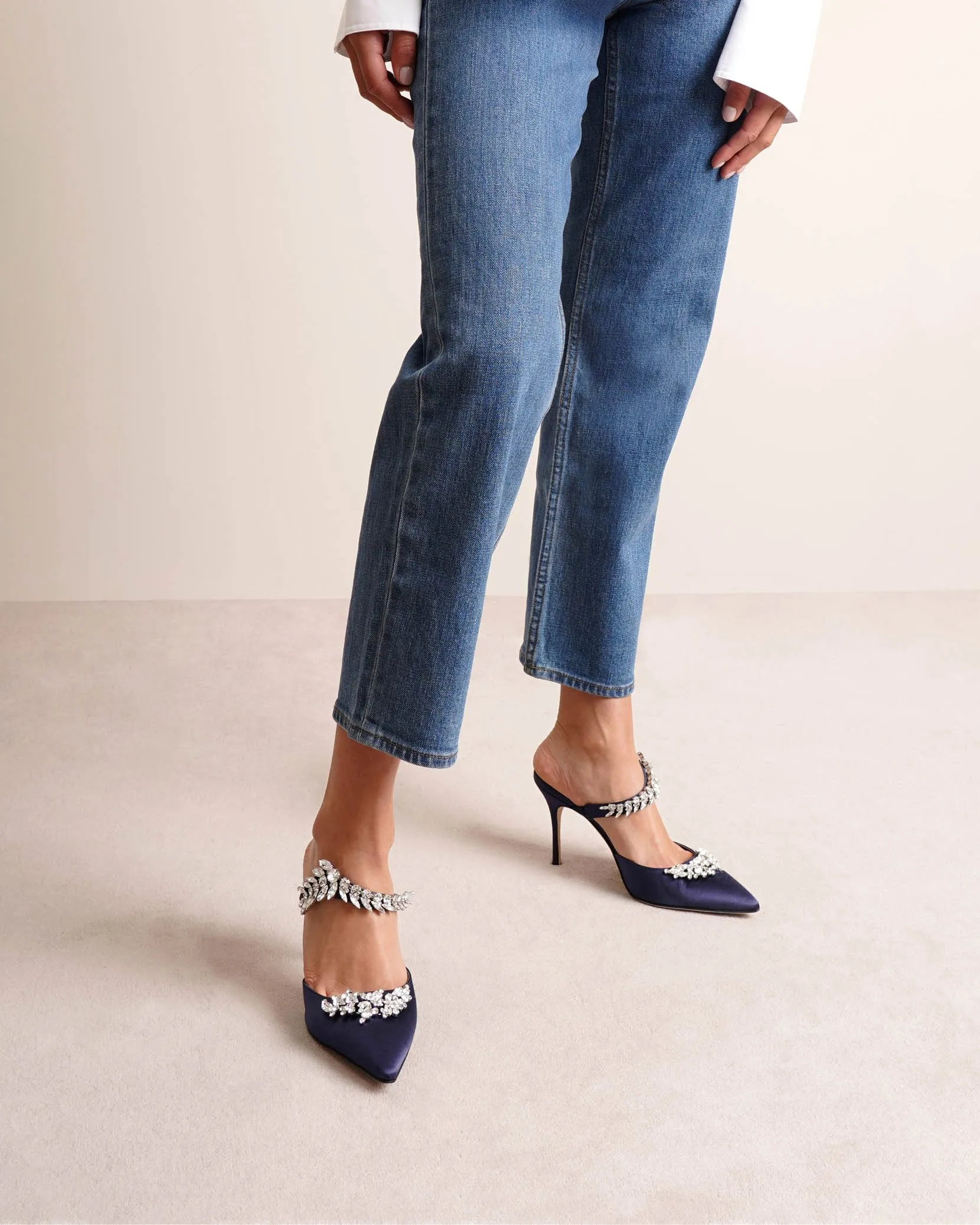 Lurum 90 navy satin mules