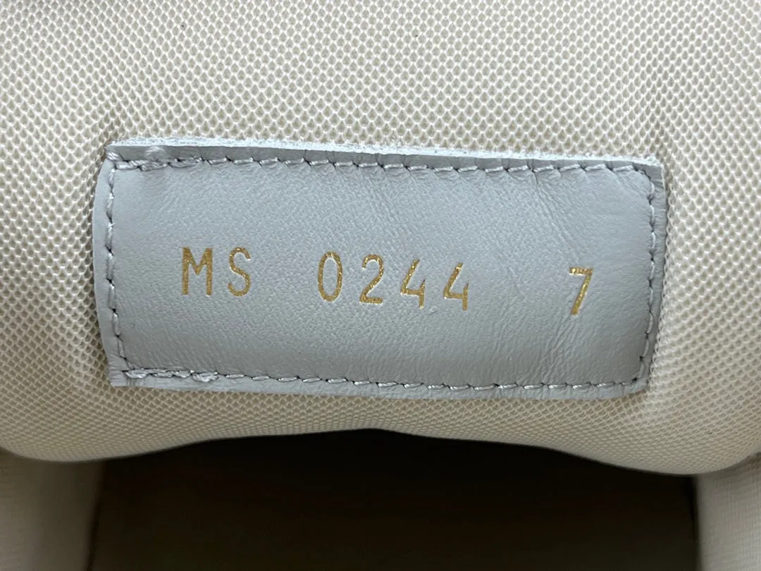 LV Helpful customer care Shockproof LOUIS SNEAKER TRAINER VUITTON