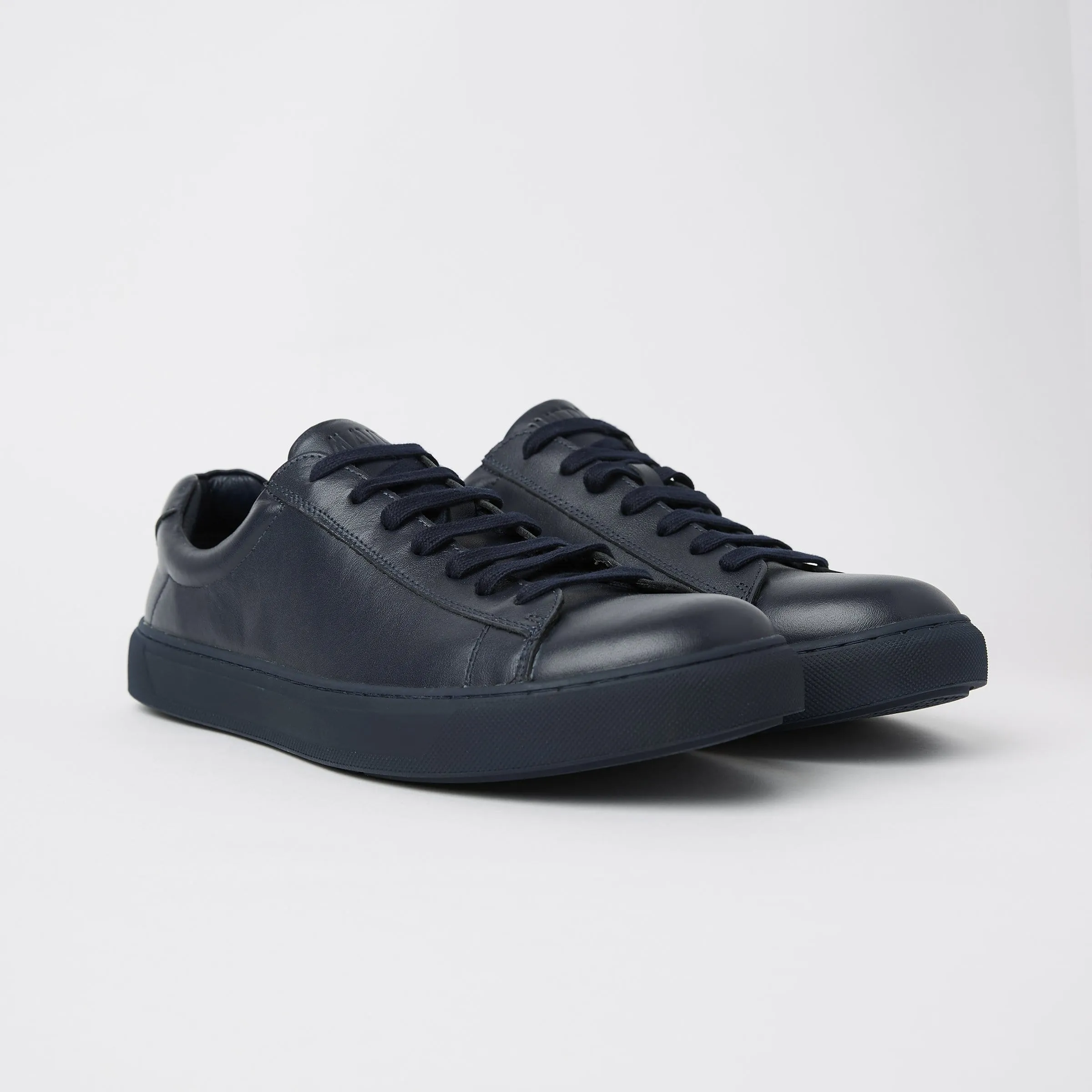 Mavericks cooper mens leather sneaker in navy