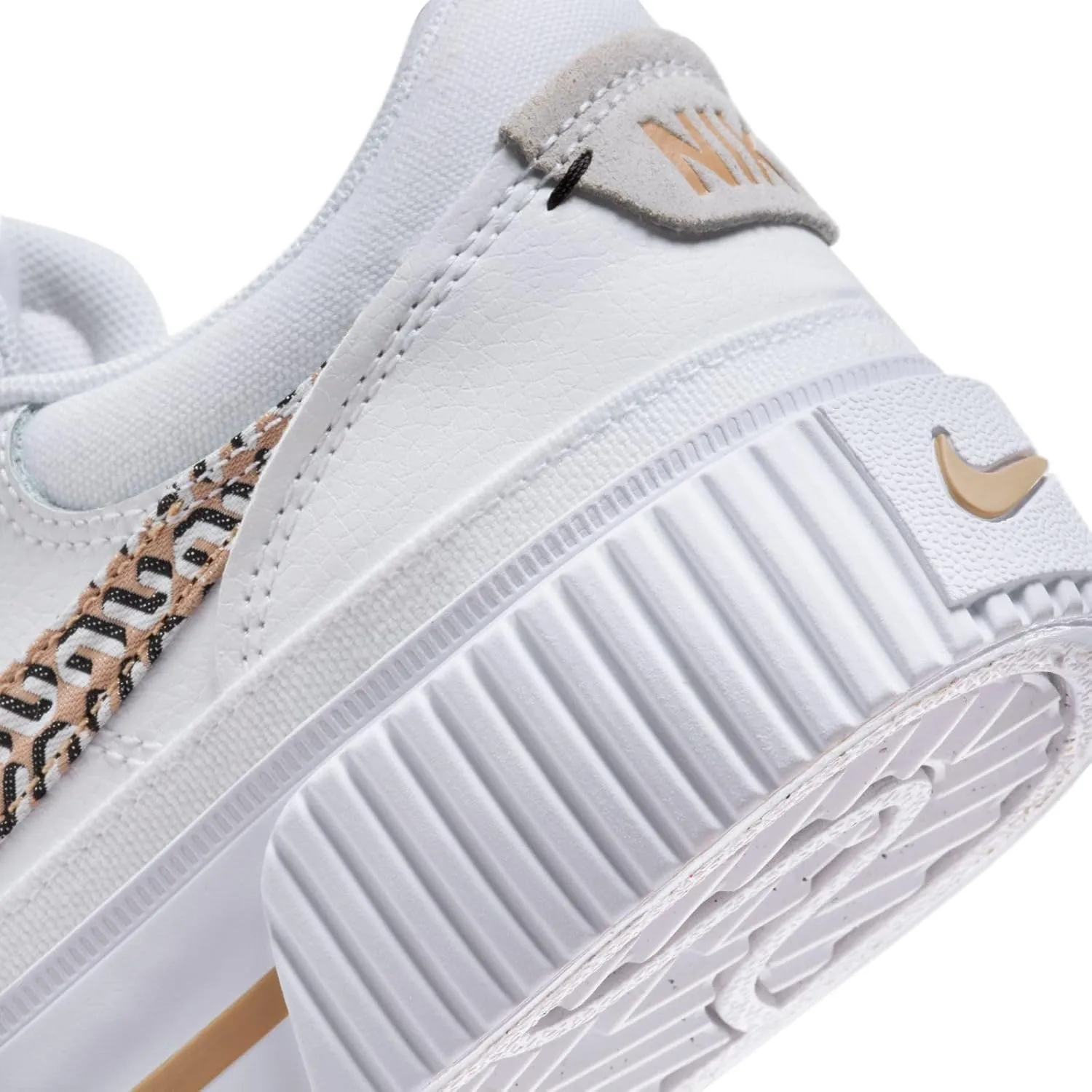 Nike Women's Sneaker Low, 11 AU