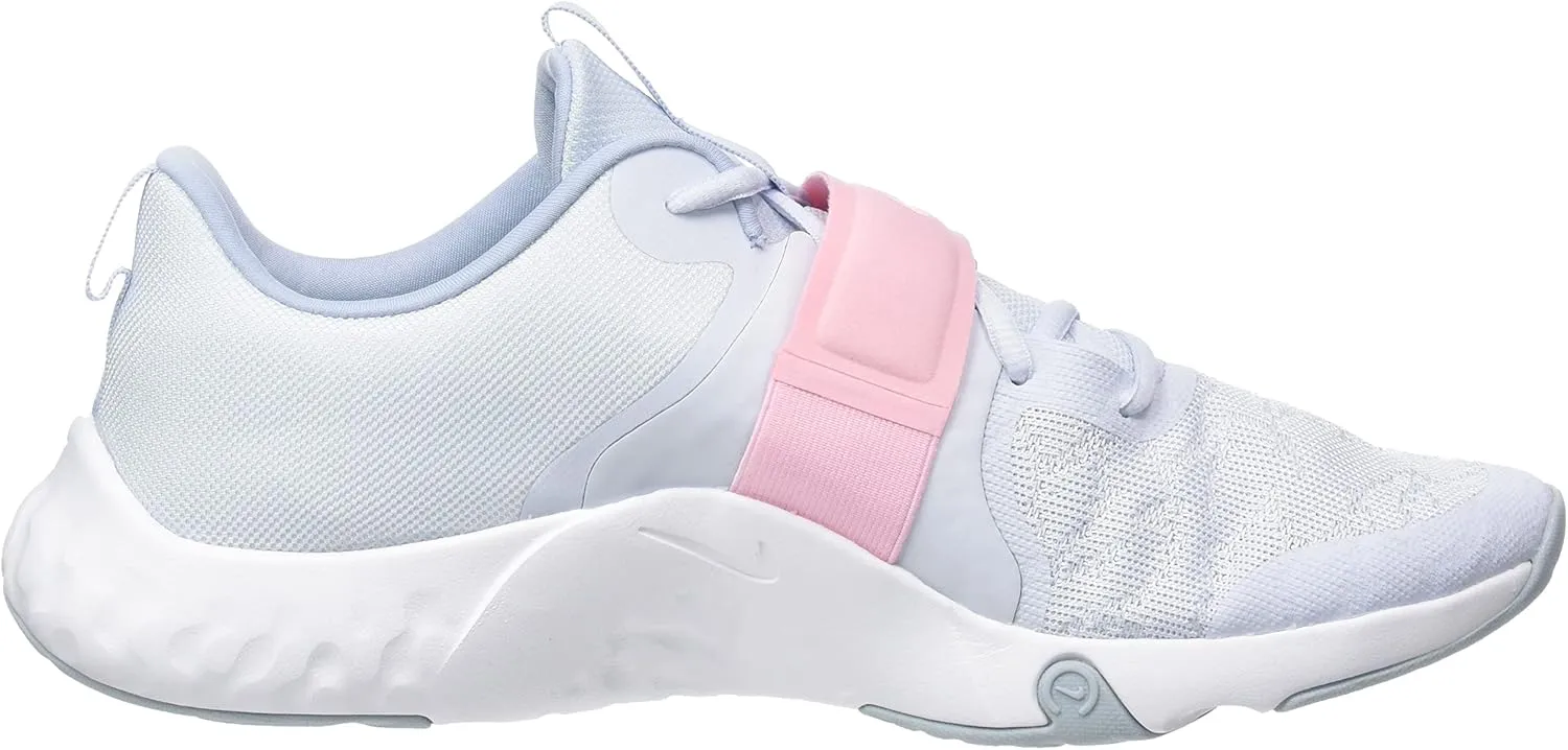 NIKE Women's Sneaker