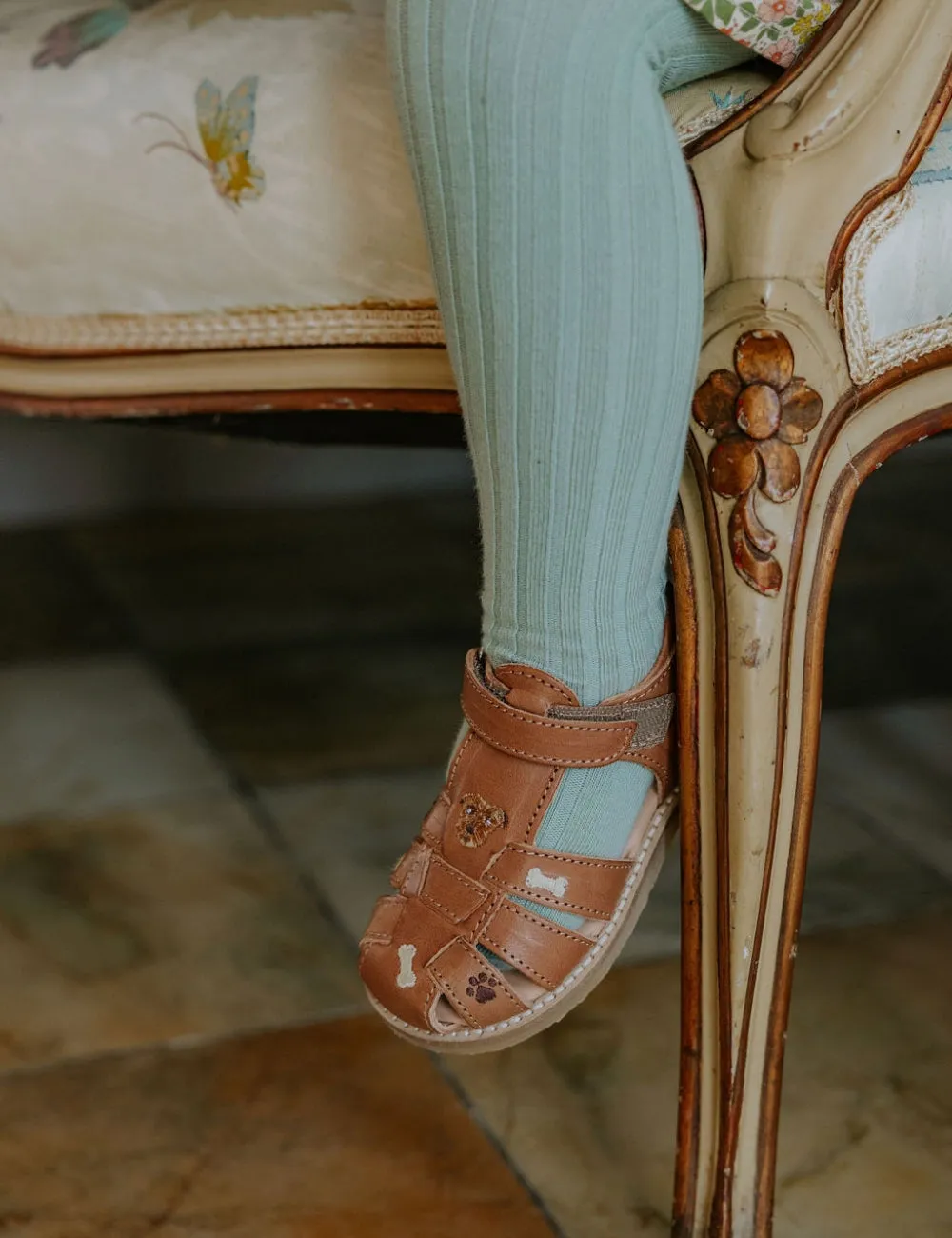 Puppy Classic Sandal - Latte