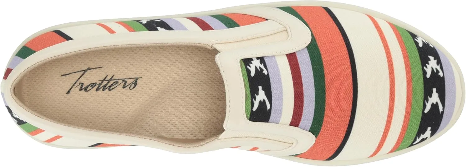 Trotters Women's Alright Sneaker