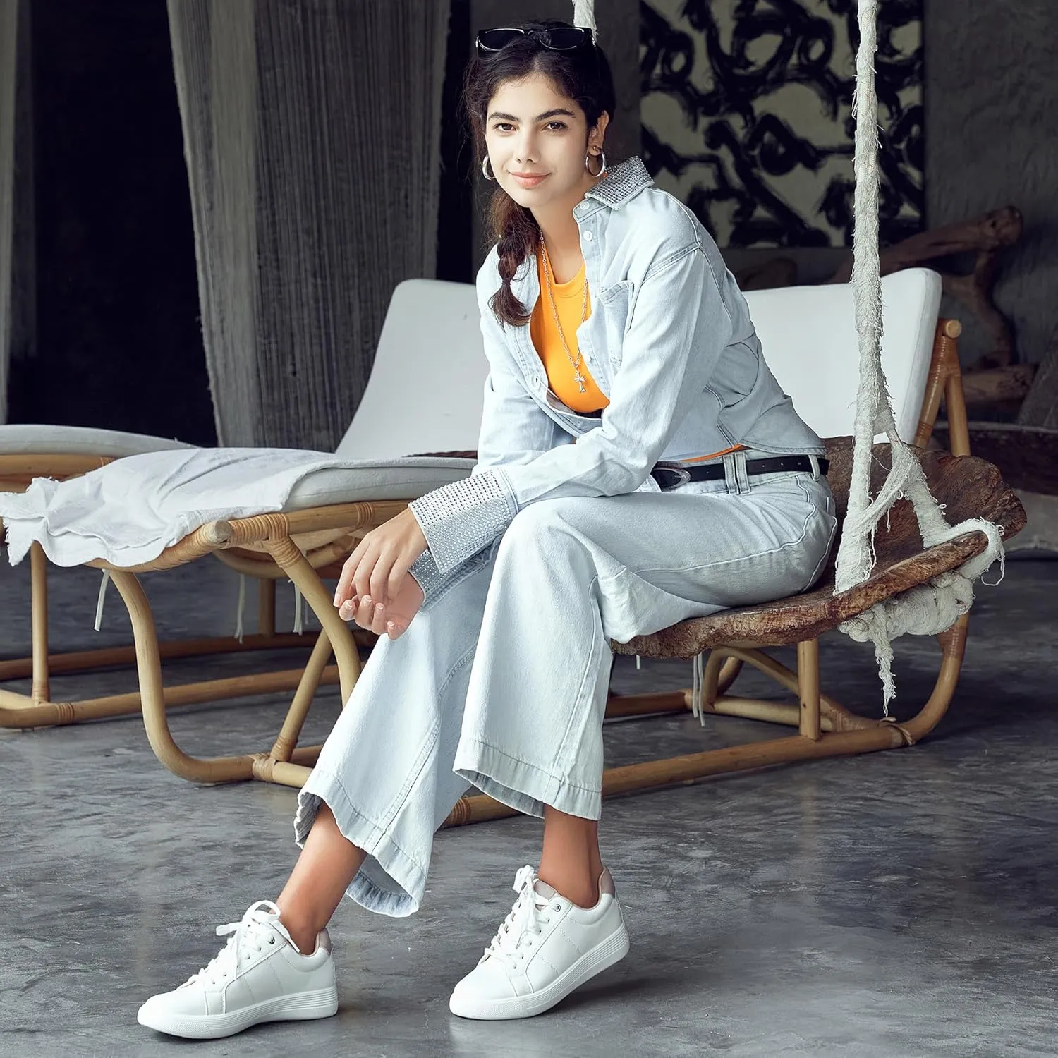 Vepose White Casual Walking Sneakers for Women Fashion Comfortable Slip On Low Top 8013 Shoes