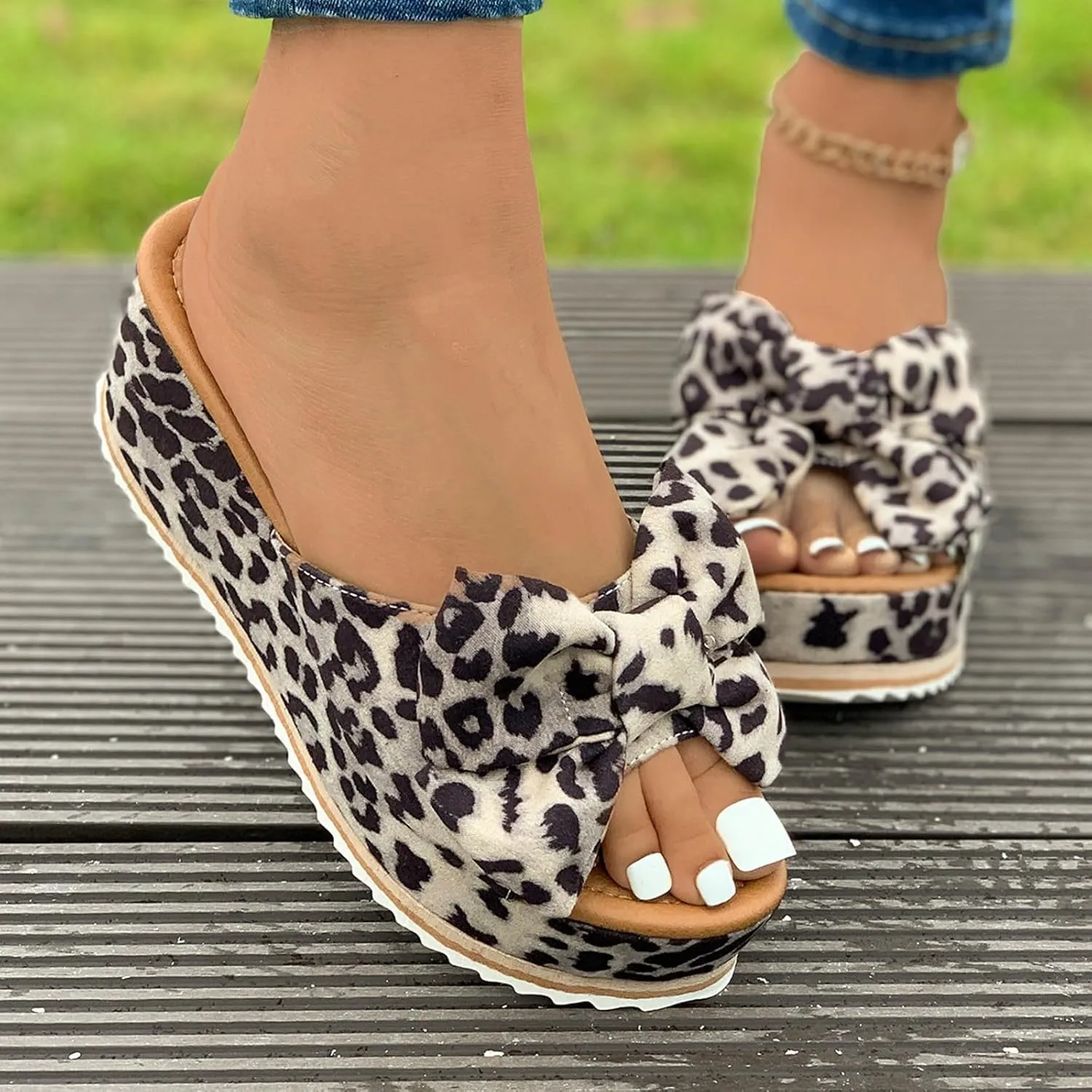Women Platform Beach Slippers Wedge Heel Flip Flops Shoes Sandals Wide Width Slip On Peep Toe with Bow Non-Slip Summer Slingback Slipper Vacation Travel Outdoor Going Out Flip Flops